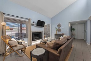 Smart TV, fireplace, offices