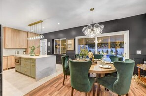 Dining - The Tudor Revival Museum experience & Heated POOL (Phoenix)