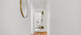 Prime NY Luxury Getaway King Bed + Easy Parking H2