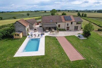 So Villa Molise au Blanc (71) - Heated pool - Sauna - 2h from Lyon - 30p.