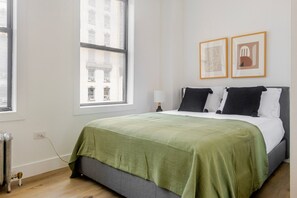 2 chambres, fer et planche à repasser, Wi-Fi, draps fournis