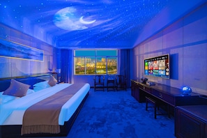 Deluxe Double Room Single Use, City View | Frette Italian sheets, premium bedding, pillowtop beds, soundproofing