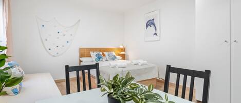 1 bedroom, Internet, bed sheets