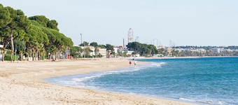 Loft center of Cambrils 300m beach and shops