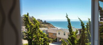 Sand Dollar Beach Home - Stunning views!