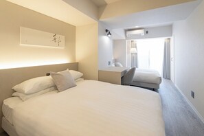 2 bedrooms, desk, iron/ironing board, free WiFi