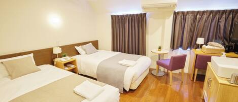 1 bedroom, desk, iron/ironing board, free WiFi