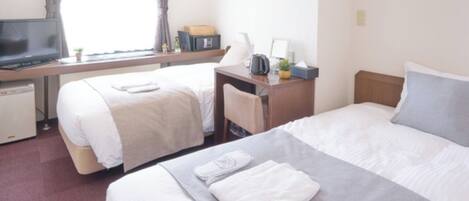 1 bedroom, desk, iron/ironing board, free WiFi