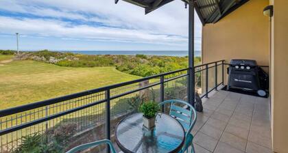 Living on the Ledge, ocean front