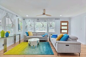 TV, fireplace, offices
