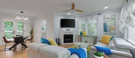 TV, fireplace, offices