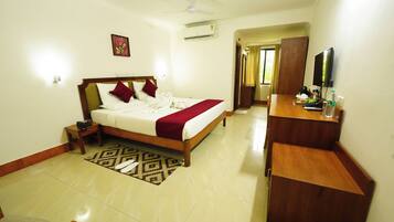 Executive Double Room | Soundproofing, free WiFi