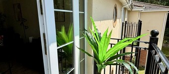 Woking 2-Bed Flat with Balcony and Parking