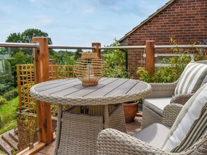 Terrace/patio - 1 bedroom accommodation in Newnham Forest of Dean (Newnham Forest of Dean)
