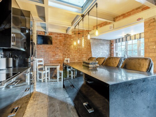 3 chambres à coucher à Chester