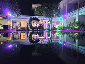 بار (في المنشاة)