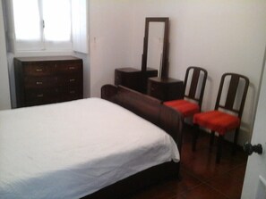 1 chambre, accès Internet, draps fournis