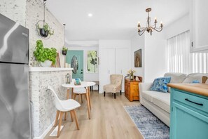 Smart-tv och eldstad