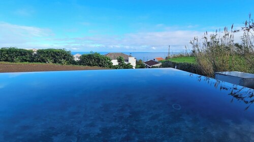 GuestReady - Seaview Villa with Private Pool