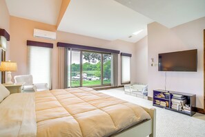 5 chambres, bureau, accès à Internet, literie fournie