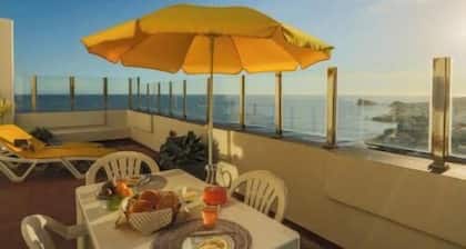 GuestReady - OceanView TopFloor w Terrace