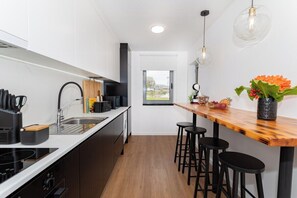 Fridge, microwave, oven, coffee/tea maker