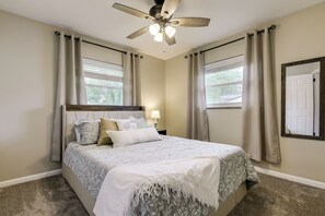 2 bedrooms, internet, bed sheets