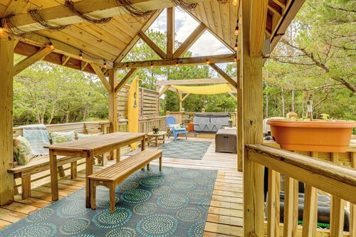 Hot Tub Haven: Creekside Cabin in Frisco!