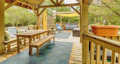 Hot Tub Haven: Creekside Cabin in Frisco!