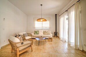 TV - Son Morro by Rentallorca (Can Picafort)