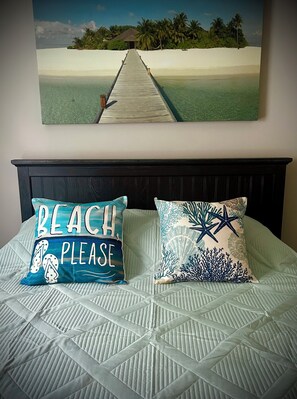 4 bedrooms, desk, iron/ironing board, free WiFi