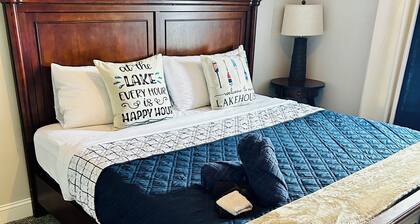 Rest Easy at The Pit Stop – Exit 1, Clarksville