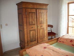 2 habitaciones y ropa de cama