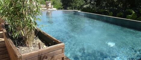 Piscine extérieure