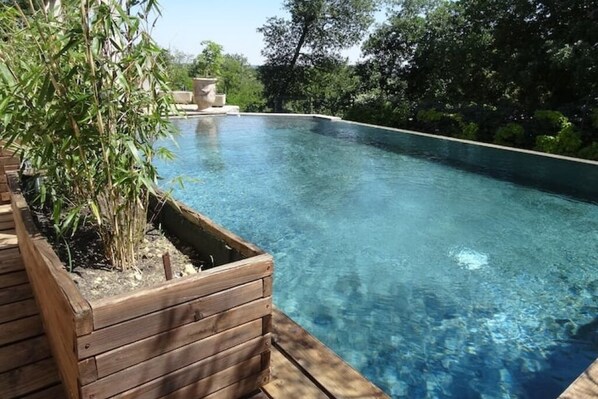 Piscine extérieure