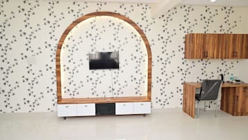 Apartamento familiar, vistas a la ciudad | Tabla de planchar con plancha y wifi gratis