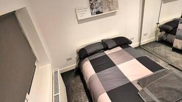 1 bedroom, Internet, bed sheets