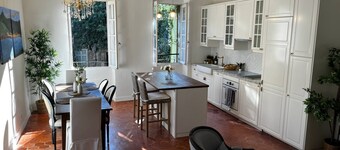 La MaisonLight & Airy Home in the Heart of Pézenas Fontaine