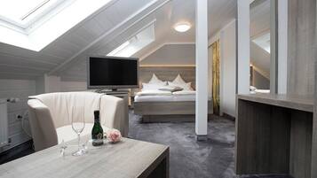 Basic Double Room | Free WiFi