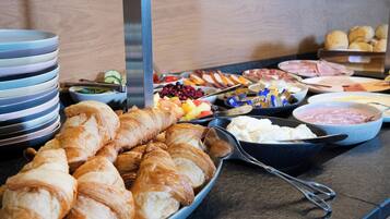 Tägliches inbegriffenes Frühstücksbuffet