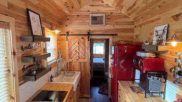 Micro-ondes, four, plaque de cuisson