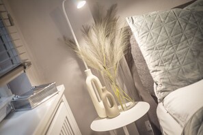 2 Schlafzimmer, Zimmersafe, Bügeleisen/Bügelbrett, WLAN