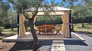 Outdoor dining - Conca Oro for Kids - Ground floor house with large shared outdoor space (Toscana)
