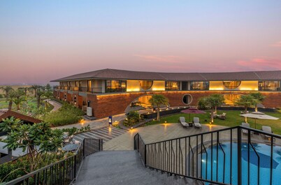 The Aaureum Resort & International Convention Centre