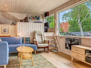 Tv och eldstad