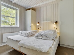 4 bedrooms, internet