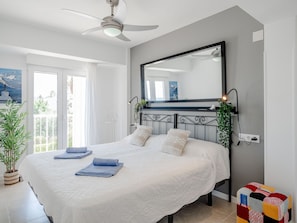 1 chambre, bureau, accès Internet