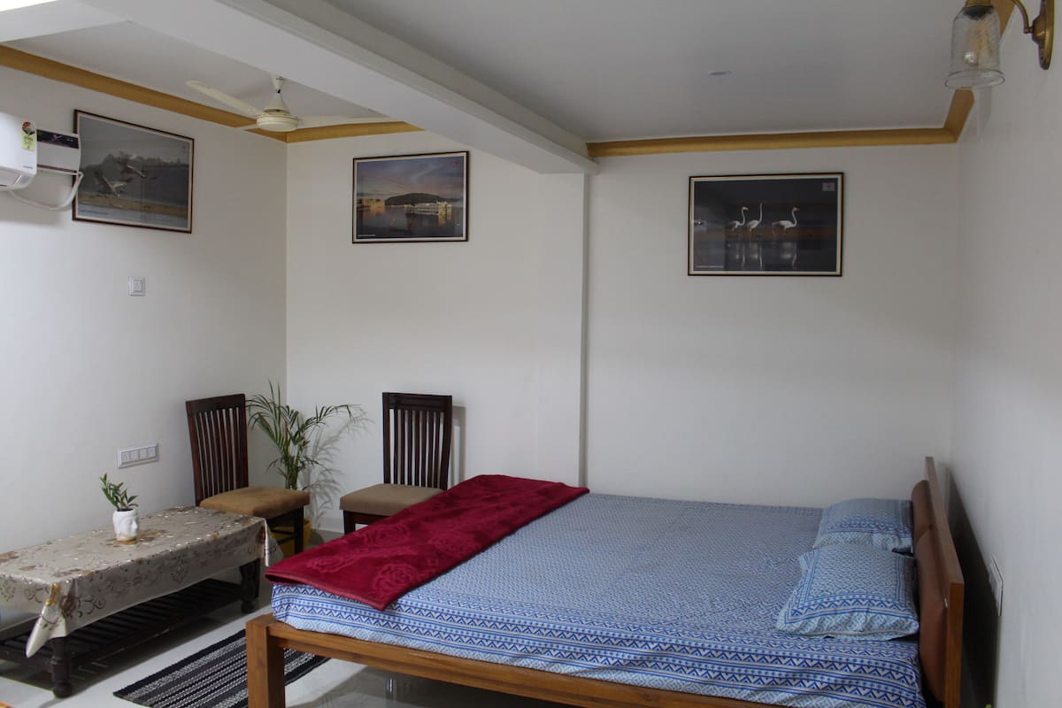 Comfort Triple Room, 1 Bedroom, Balcony | 1 bedroom, pillowtop beds, free WiFi, bed sheets