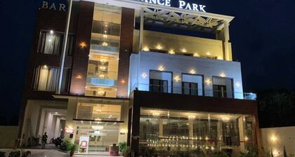HOTEL RADIANCE PARK RAMPUR