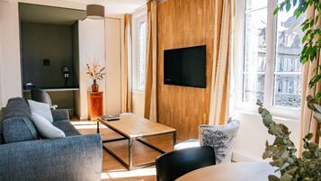 Fernseher